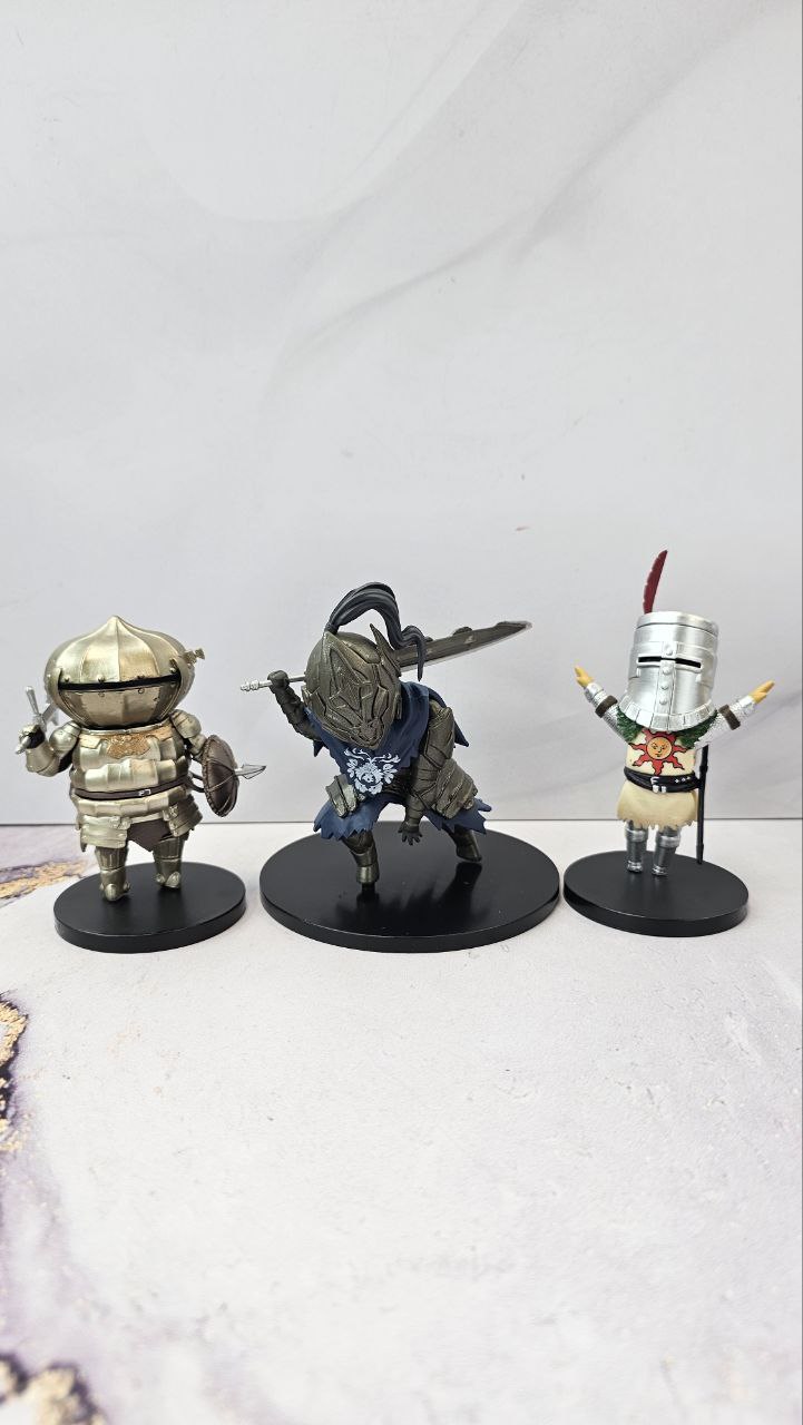 IMG_20250309_182130_270 اکشن فیگور دارک سولز - تصویر 1